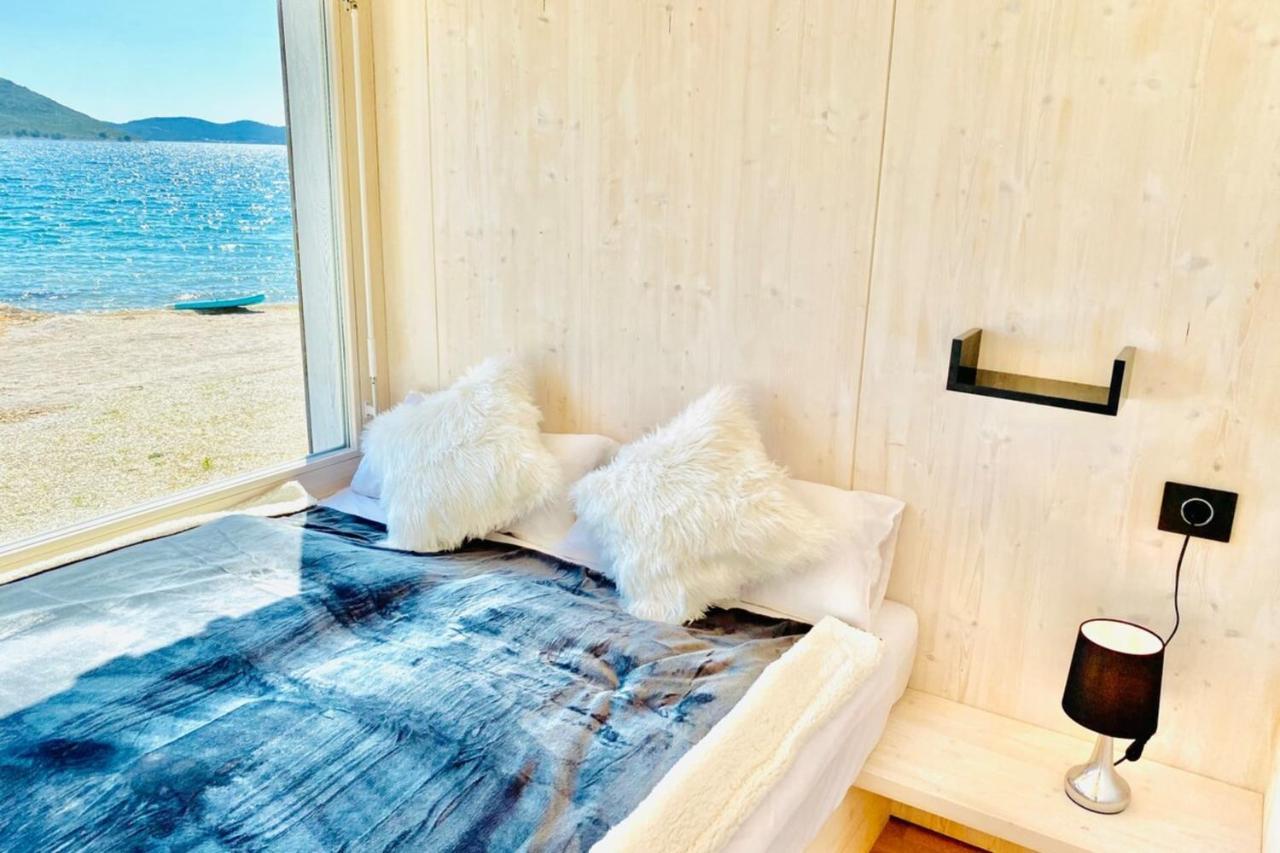 Buqez Eco Resort - Beach Villa 28 - Directly By Beach دراغ المظهر الخارجي الصورة